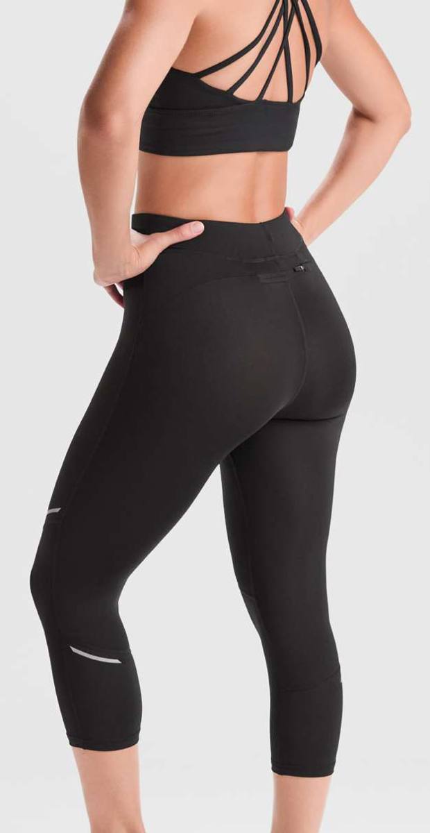 Icaria woman 6695